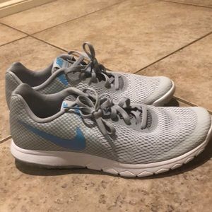 Brand new Nike “Flex” athletic shoe